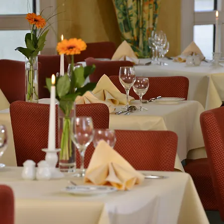 Hotell Plaza Leonberg