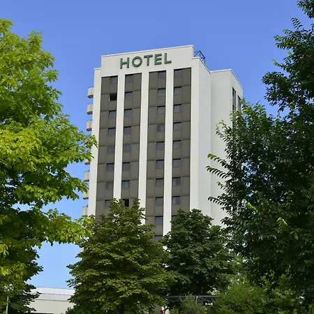 Plaza 莱昂贝格