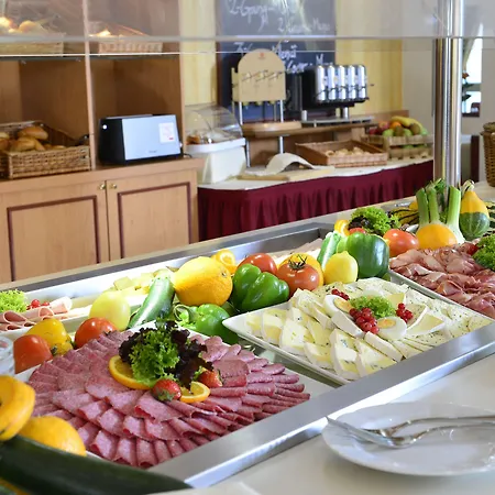 Hotell Plaza Leonberg