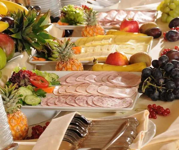 Plaza Ξενοδοχείο 3*