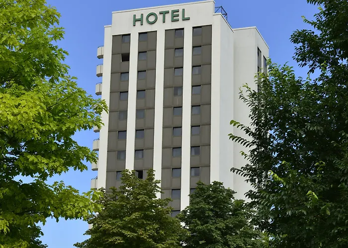 Plaza Λέονμπεργκ